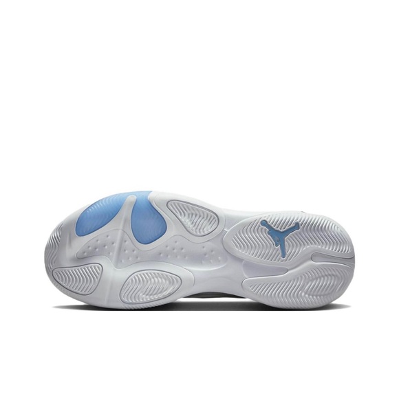 Nike Air Jordan Max Aura 4 University Blue DN3687-100 - Picture 6 of 6